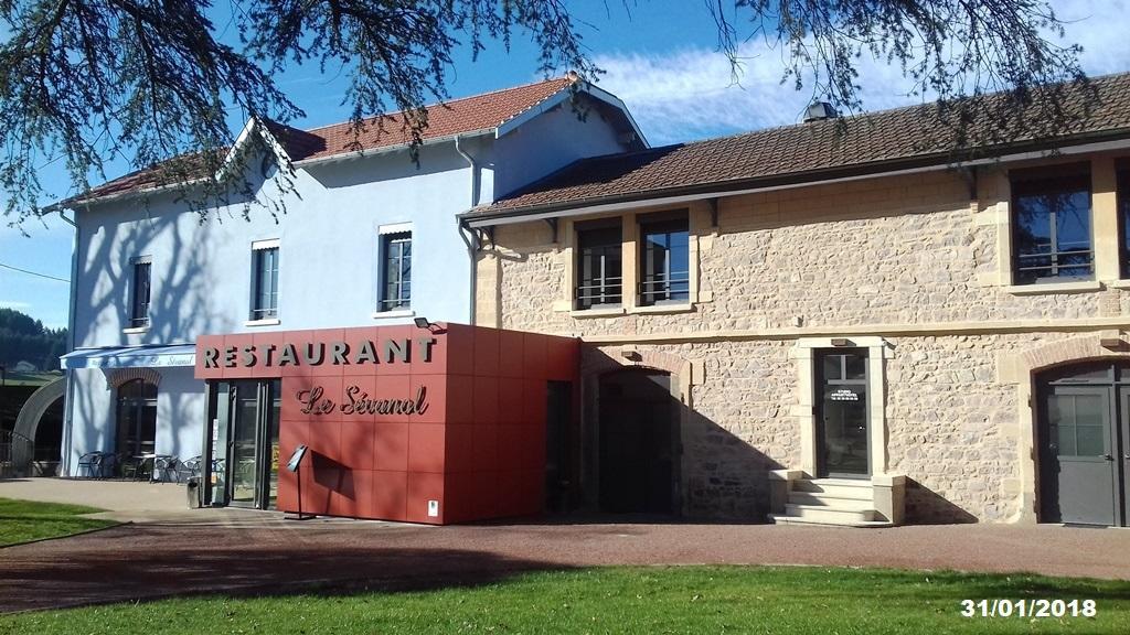 Appart'Hotel Parc Johan Chauffailles 外观 照片